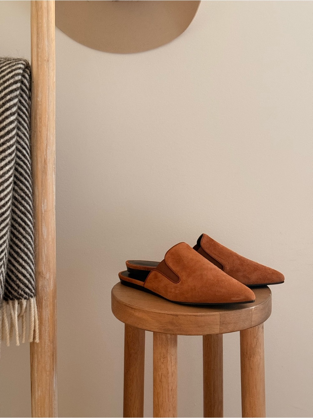 Jenni Kayne Men's Suede Slip-On Mules in Rust